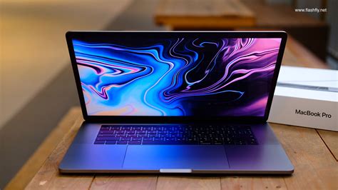 รีวิวแกะกล่องสัมผัสแรก Macbook Pro 2018 รุ่น 15 นิ้ว Core I9 แรม 32gb