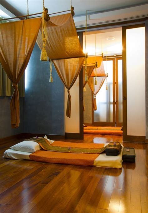 Le Shiatsu Massage Room Design Massage Room Decor Spa Massage Room
