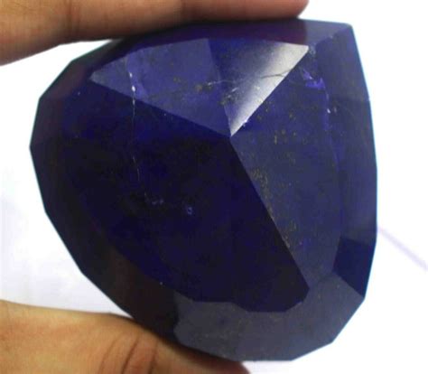 Natural Dark Blue Sapphire Gemstone Artifacts World