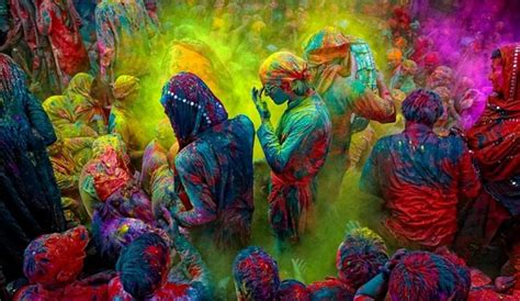 Pictures Of Holi The Festival Of Colors In Vrindavan