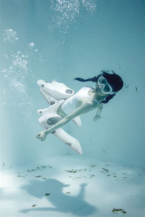 Underwater Knee High Girls Plus A Photography Book Devoted To Ladies In Knee High Socks In