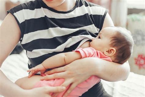 Bayi Sesak Nafas Saat Menyusui Ini Penyebab Dan Cara Mengatasinya
