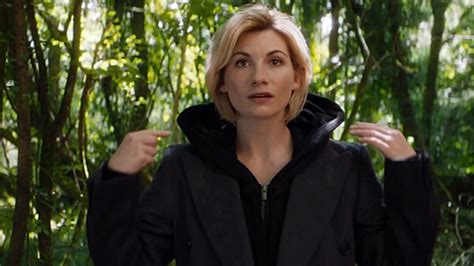 “doctor Who” Primeira Imagem De Jodie Whittaker Como Doutora Series Em Cena