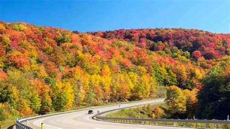 The 12 Best Places To See The Fall Foliage In The Poconos Robe Trotting