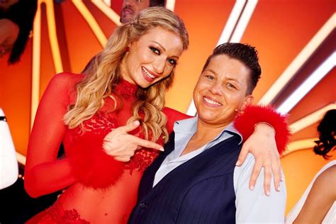 In bezug auf ross anthony hatte ich vor ein paar tagen gelesen, dass er für let's dance wohl schon öfter angefragt wurde. Let's dance 2019 am 15.3.2019 Kritik - Das kann ja heiter ...