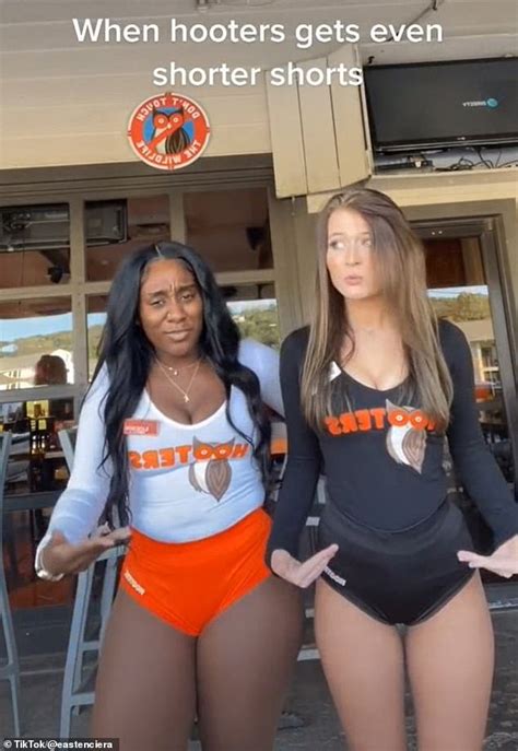 Hooters Girls Slam Chains Tiny New Uniform Shorts While Showing Off