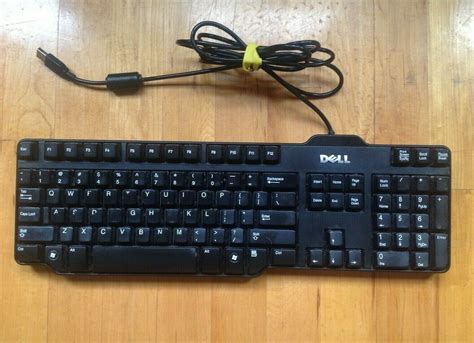 Dell Usb Wired Keyboard Model L100 Keyboards And Keypads