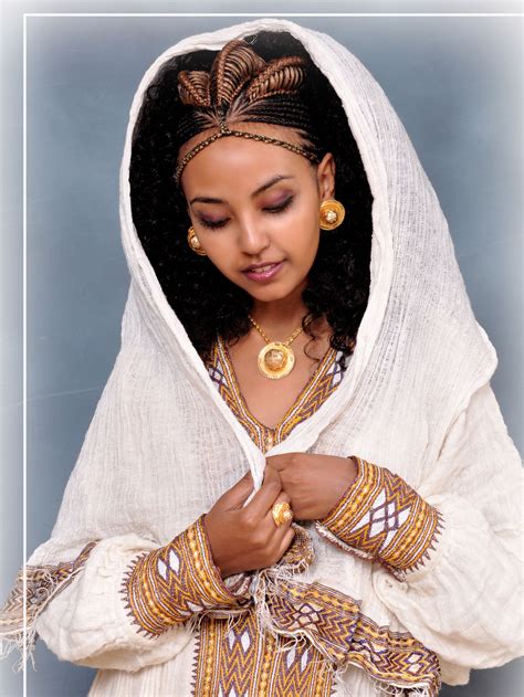 My hair texture is 4b/4c and this natural hair braiding style is. Pin by Rumi on Habesha Bride | African beauty, Ethiopian ...