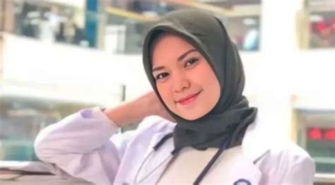 Terungkap Alasan Dokter Cantik Karina Dinda Lestari Selingkuh Dengan Mahasiswa Makassar Aw