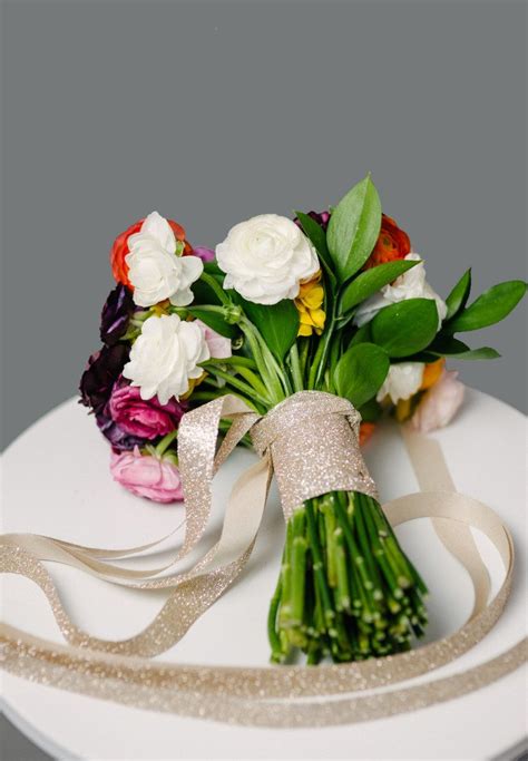 How To Make A Diy Wedding Bouquet A Practical Wedding