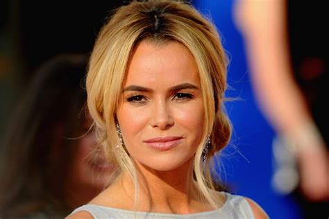 Amanda Holden Strips Totally Naked But Its All In The Name Of Charity Mirror Online