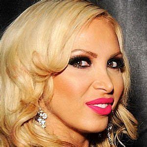 Nikki Benz Age Bio Personal Life Family Stats CelebsAges