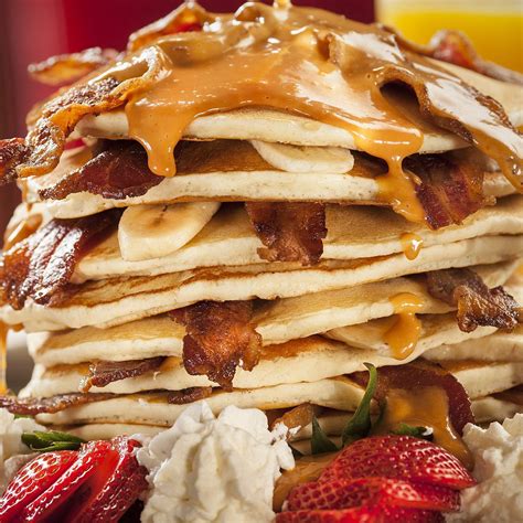 The 15 Most Epic Breakfasts in Vegas | Vegas breakfast, Las vegas