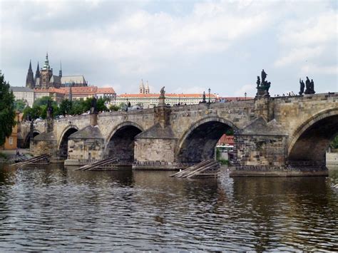 Ohlédnutí do historie karlova mostu do doby, kdy císař karel iv. Karlův most - Wikiwand