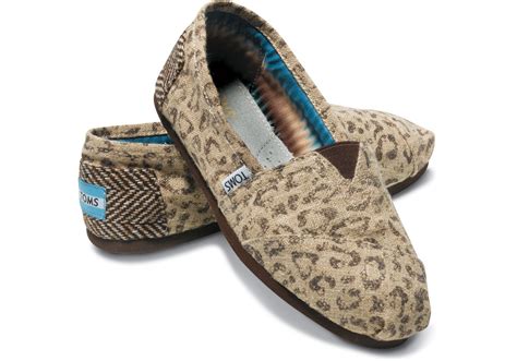Toms shoes leopard animal print sparkle slip on flats womens us 5 eu 35.5 $60top rated seller. TOMS Snow Leopard Womens Vegan Classics in Natural - Lyst