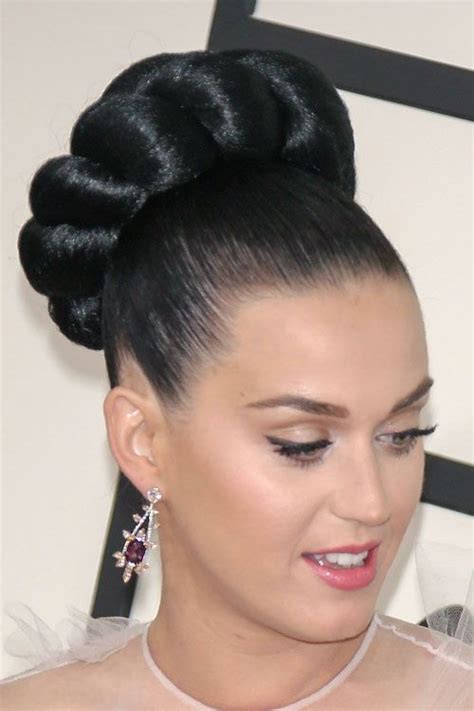 Katy Perrys Hairstyles And Hair Colors Steal Her Style Page 6 Bun