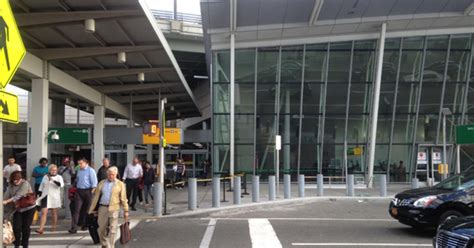 Jfk Newark Liberty Among 5 Us Airports On Lookout For Ebola Cbs