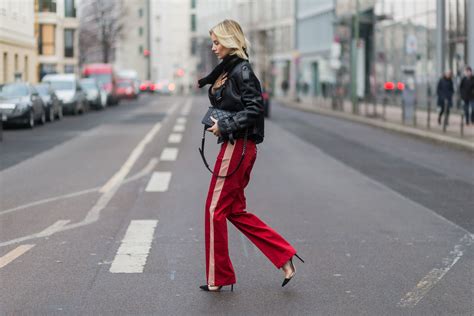 Fashion management & modemanagement bachelor: Athleisure Definition