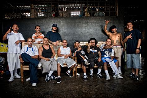 Killers On A Shoestring Inside The Gangs Of El Salvador The New York