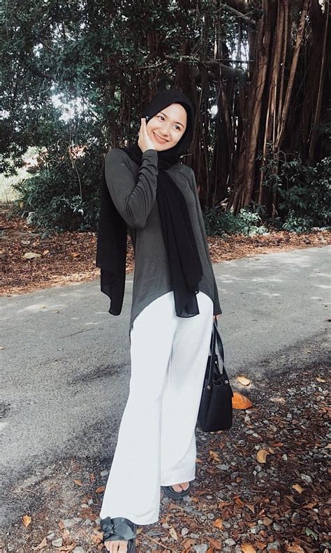 Gaya hijab yang satu ini bisa kamu dapatkan dari bahan kerudung apapun mulai dari satin. Hijab style | Kasual, Model pakaian hijab, Gaya model pakaian