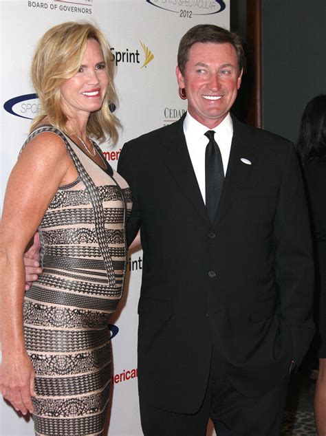 Wayne Gretzky And Janet Jones Gretzky Photos Photos 27th Annual
