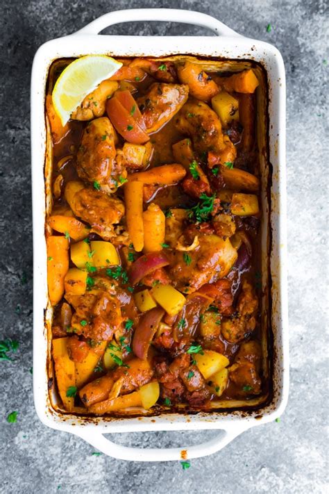 Smoky, spicy, portuguese chicken with piri piri, roasted over potatoes. Portuguese Chicken Bake | Recipe | Freezer chicken, Baked ...