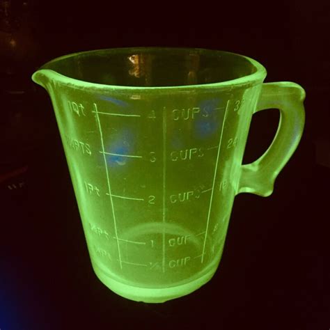 Green Vaseline Depression Glass Old Heavy Cup Quart Measuring Cup