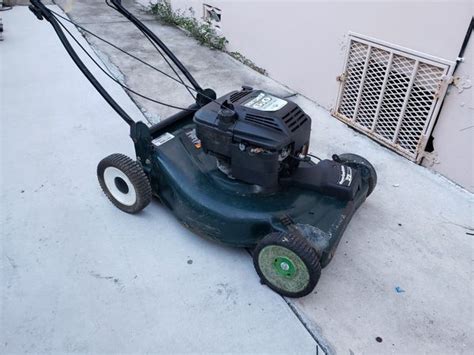Craftsman Lawn Mower 6hp 22cut Self Propelled For Sale In Miami Fl
