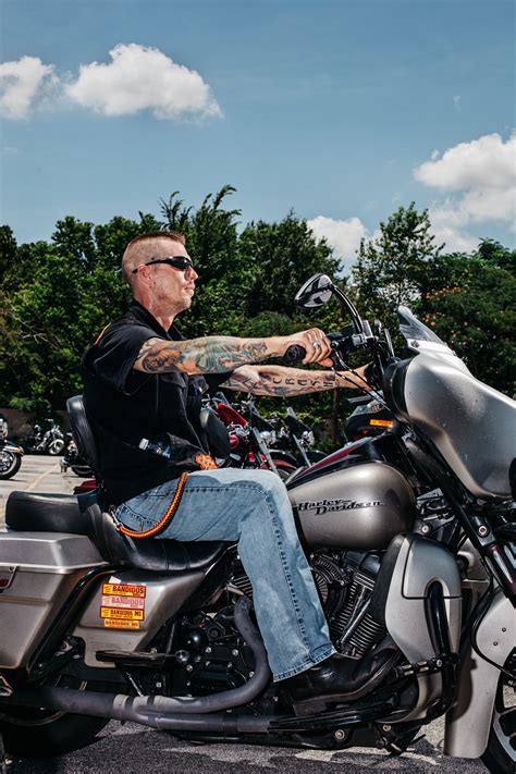 What It Was Like to Photograph the Notorious Bandidos Biker Gang | GQ