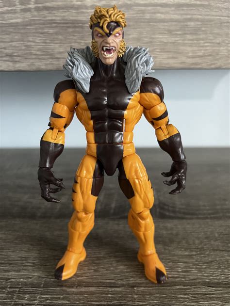 Marvel Legends Sabretooth Hobbies And Toys Toys And Games On Carousell