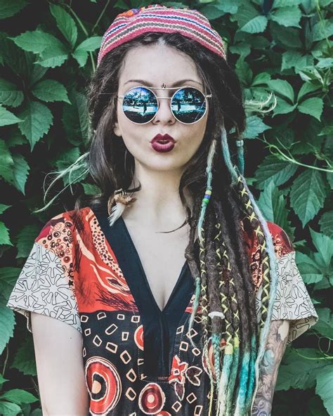 Pin By Allie On Hair Beautiful Dreadlocks Hippie Hair Dreadlocks Girl