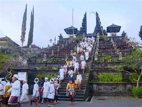 Besakih Temple Guide Attractions And Entrance Fee Idetrips