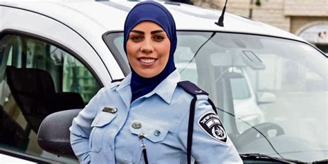 Israel Police Set To Get First Hijab Wearing Muslim Lieutenant Jewish