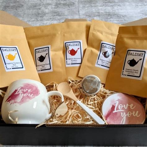 Hill station cardamom + rose gift set. Chai Tea Gift Box With Mug, Tea Strainer, Coaster And ...