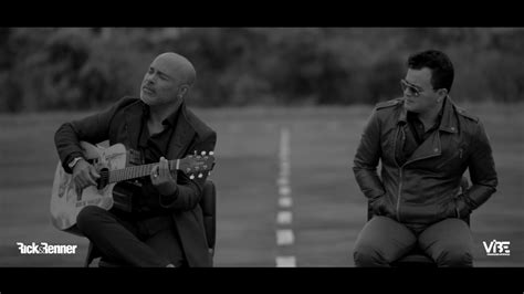 Ouça músicas do artista rick e re. Rick & Renner - Ela é demais (Clipe Oficial) - YouTube