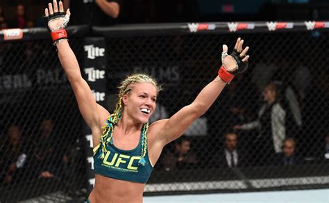 Felice Herrig Submits Kailin Curran In The First Round At Ufc Chicago