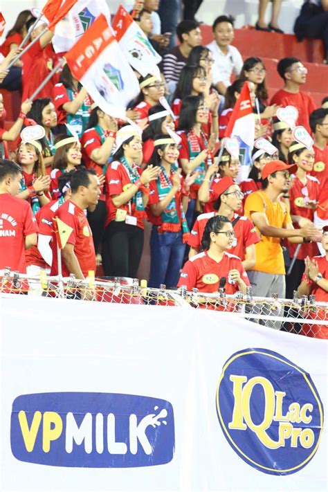 Kết quả này giúp than quảng ninh lấy lại vị trí số 3 trên bxh, trong khi đó hagl đã rơi xuống áp chót trên bxh. Xuân Trường đá phạt đẹp mắt, HAGL vẫn thua CLB Sài Gòn ...