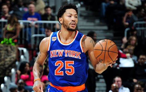 The new york knickerbockers , more commonly referred to as the knicks , are an american professional basketball team based in the new york city borough of manhattan. New York Knicks : Derrick Rose confirme qu'il était à ...