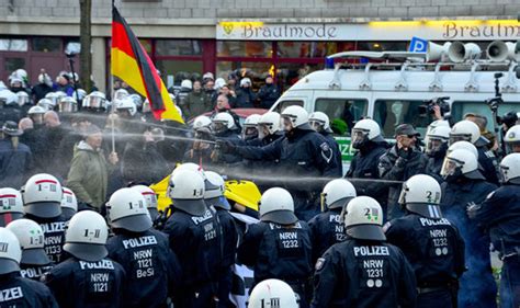 Cologne Police And Politicians Could Face Charges Over Nye Migrant Sex
