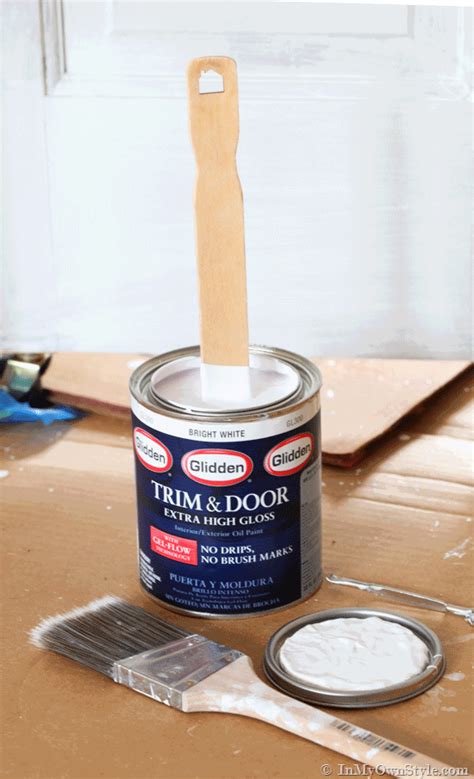 Apparently the joiner who fitted the furniture when undercoated, the door is ready to be filled. High Gloss Rolling Doors for My Studioffice - In My Own Style