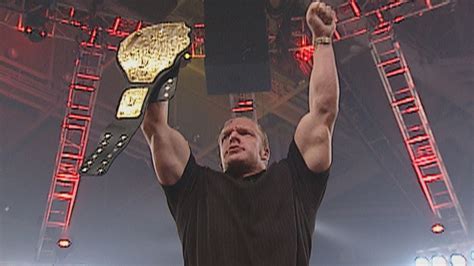 На Raw Игрока назначили Чемпионом Мира в тяжелом весе
