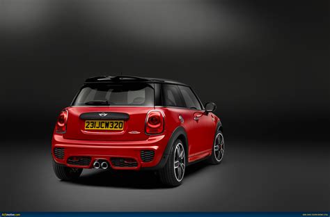All dash icons are listed and explained in the owner's manual. AUSmotive.com » 2015 MINI JCW details announced (official)