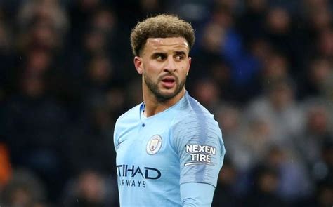 Kyle walker is an english footballer known for playing as a right back for the clubs like manchester city and tottenham hotspur. Walker will sign a two-year contract extension ...