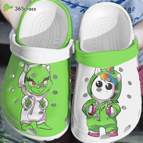 Grinch Christmas Themed Comfortable Crocs Clog Footwear Design