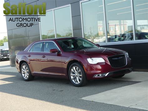 Pre Owned 2019 Chrysler 300 Touring L Awd All Wheel Drive 4dr Car