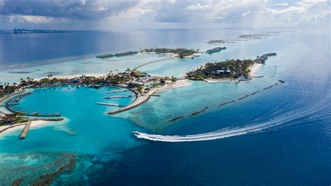 Crossroads Maldives Award Winning Resorts Shines At World Luxury Hotel