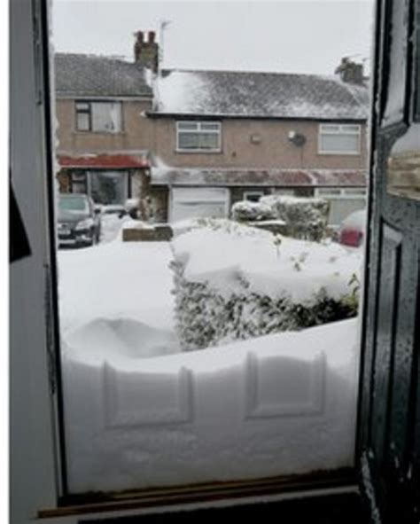 Heavy Snowfall Across West Yorkshire Causes Disruption Bbc News