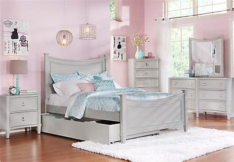 But with premium designs and materials, ashley furniture homestore makes it easy to find the perfect pieces that suit your home, your child and their unique style personality. Jaclyn Place Gray 5 Pc Full Bedroom - Panel