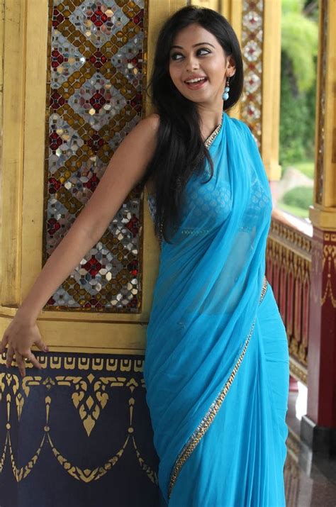 rakul preet singh latest hot sexy photos in saree spicy ammayi