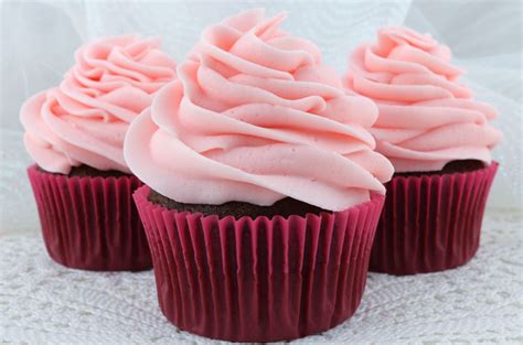 Dark pink is basically also called mulberry pink. The Best Pink Lemonade Frosting - Two Sisters